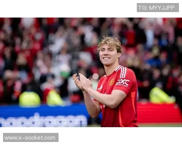 曼联官方确认签约新前锋，转会费达到历史纪录